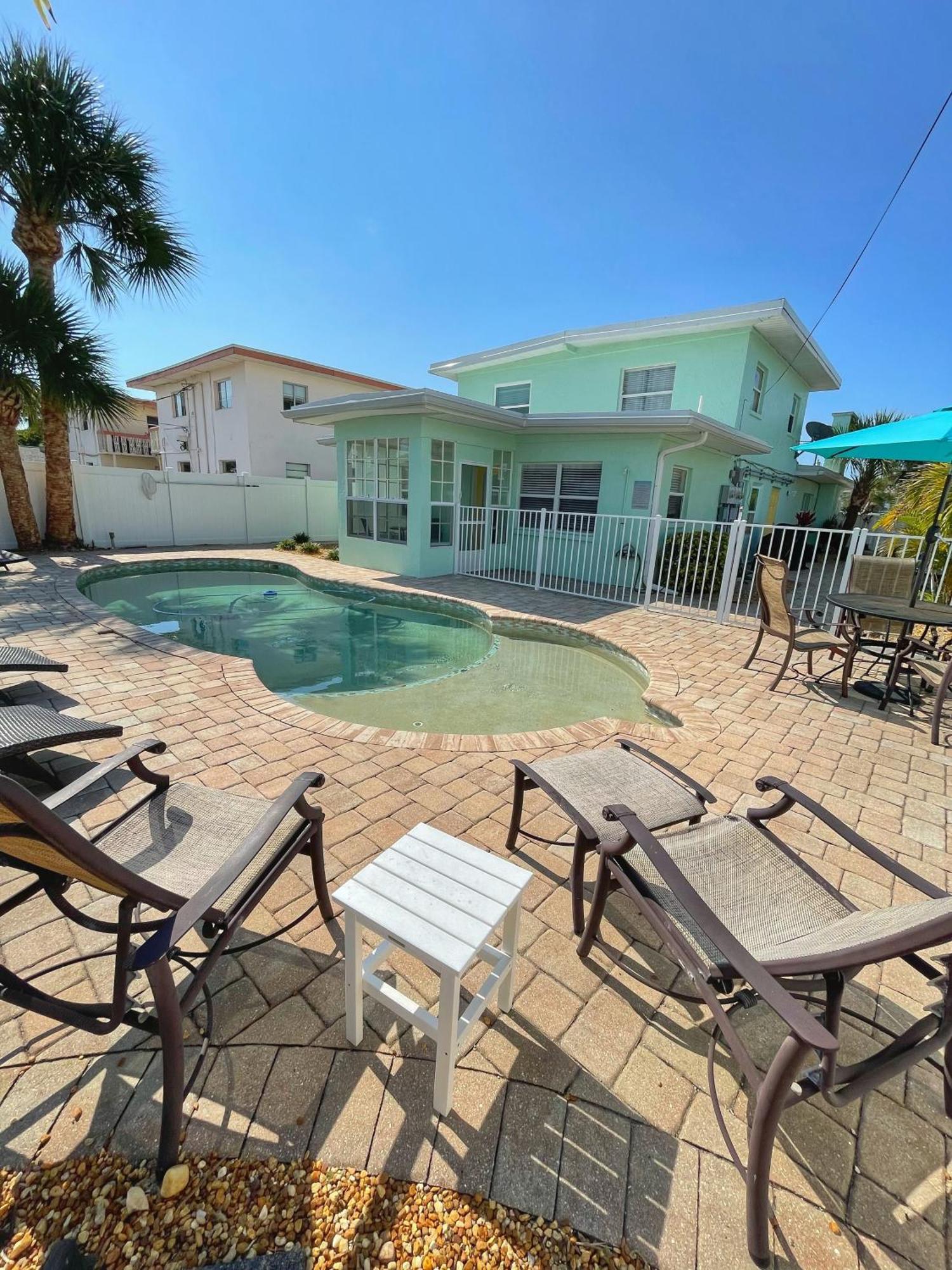 Cozy Canaveral Cottages Кейп Канаверал Екстериор снимка