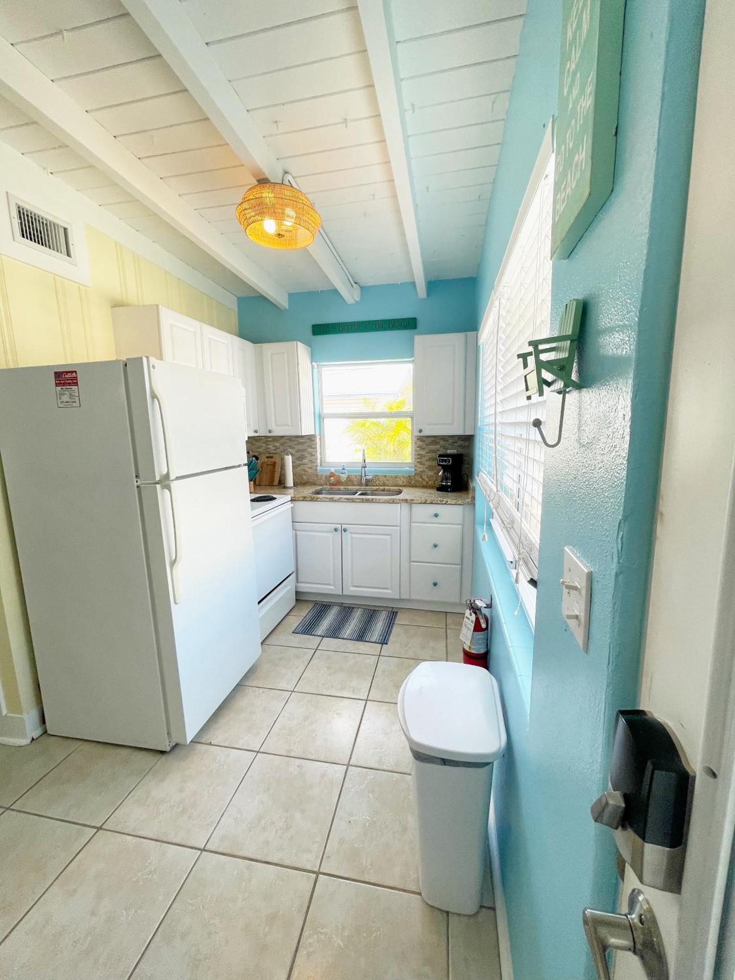 Cozy Canaveral Cottages Кейп Канаверал Екстериор снимка